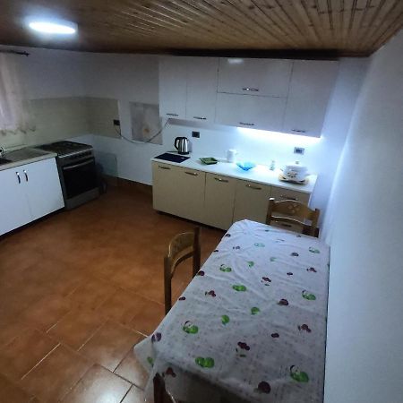 Tirana Traditional Home ภายนอก รูปภาพ